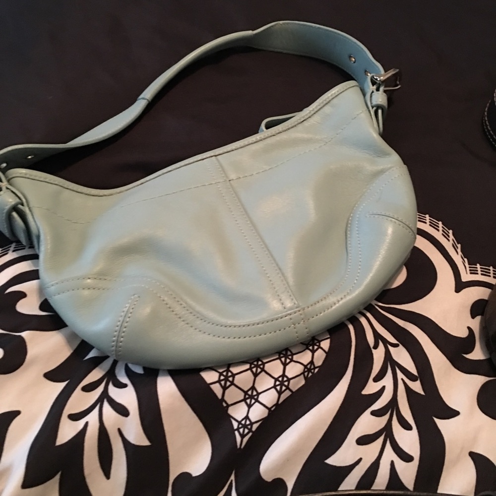 Purses - Picture 4 of 4